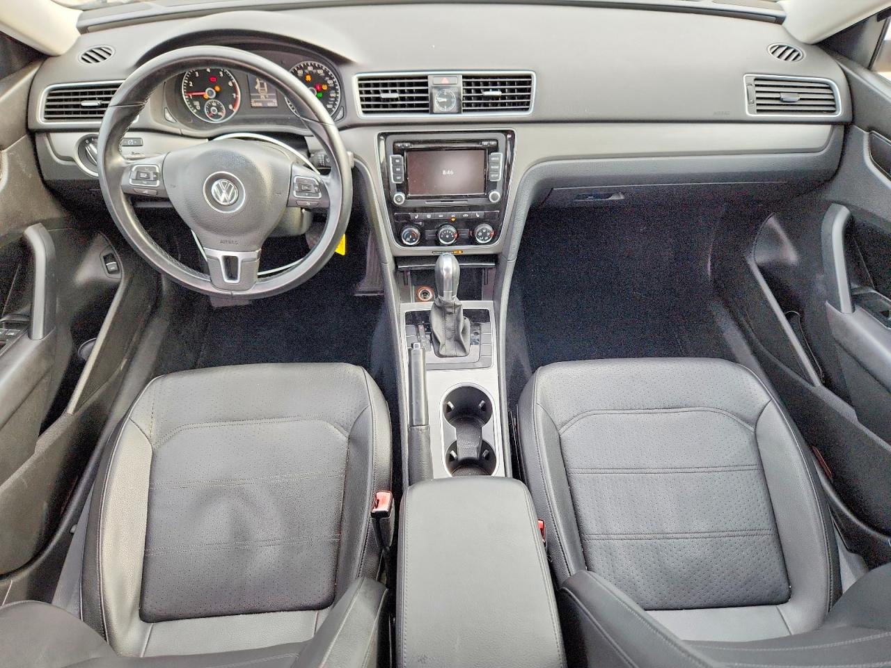 VOLKSWAGEN PASSAT 2014 — 9