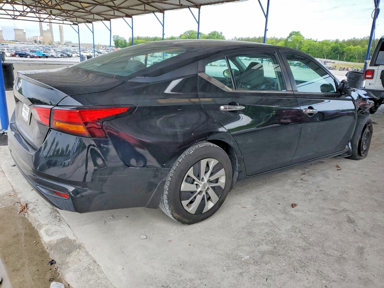 NISSAN ALTIMA 2021 — 4