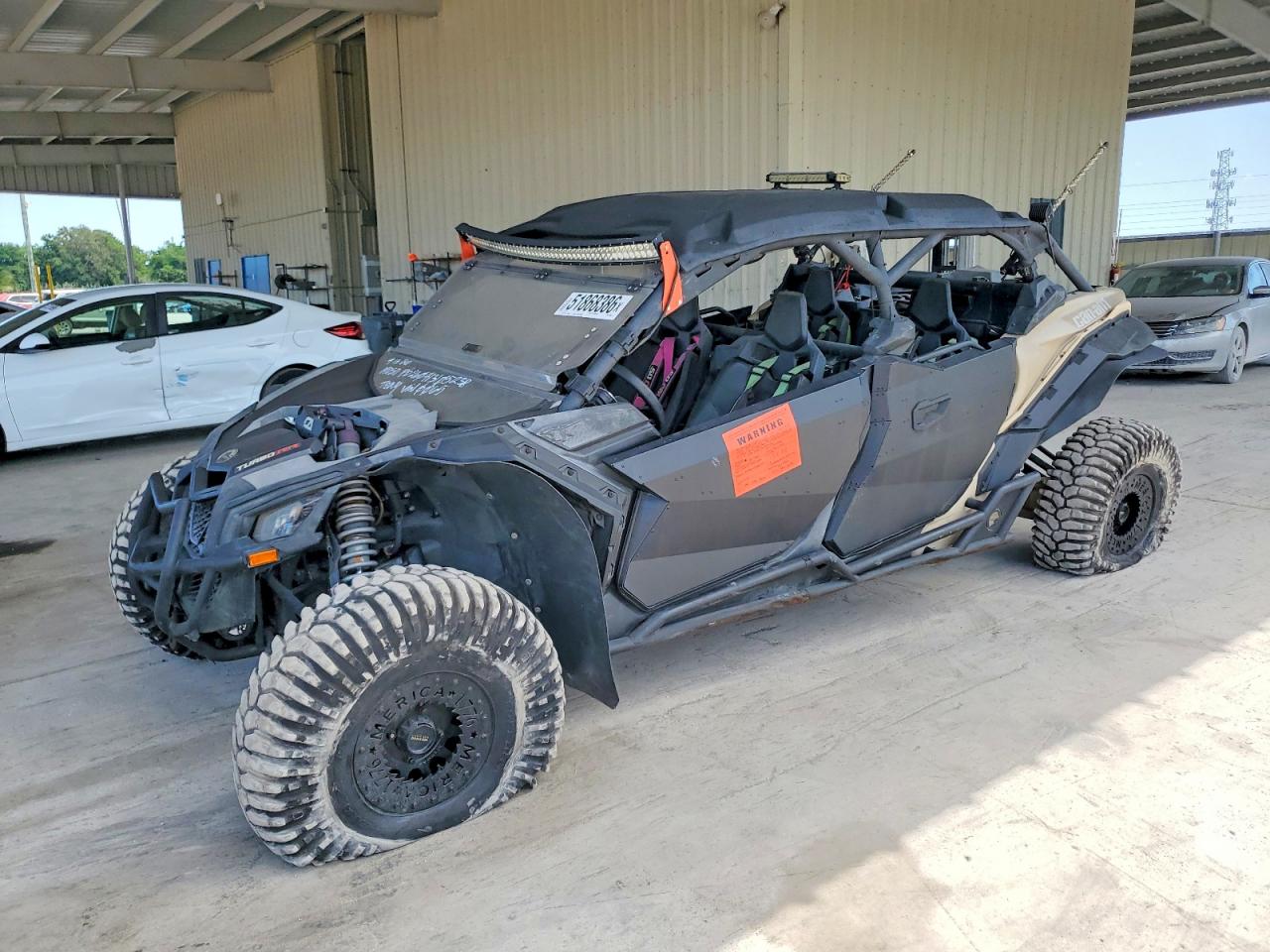CAN-AM MAVERICK 2022 — 3
