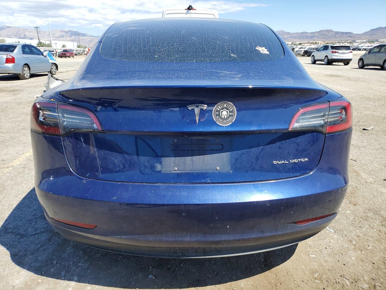 TESLA MODEL 3 2018 — 7