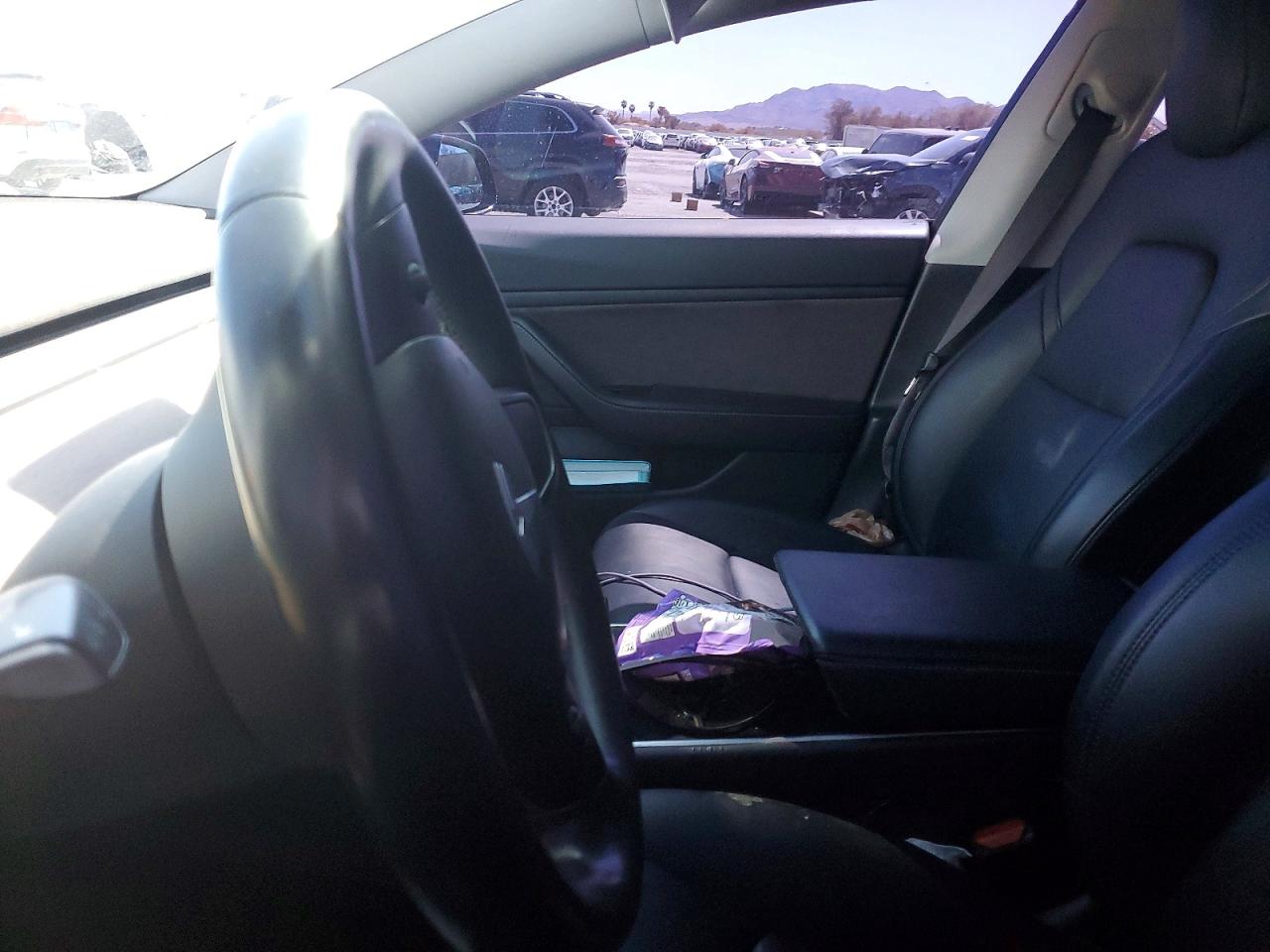 TESLA MODEL 3 2018 — 8
