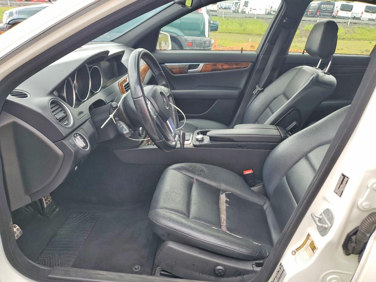 MERCEDES-BENZ C 2012 — 8