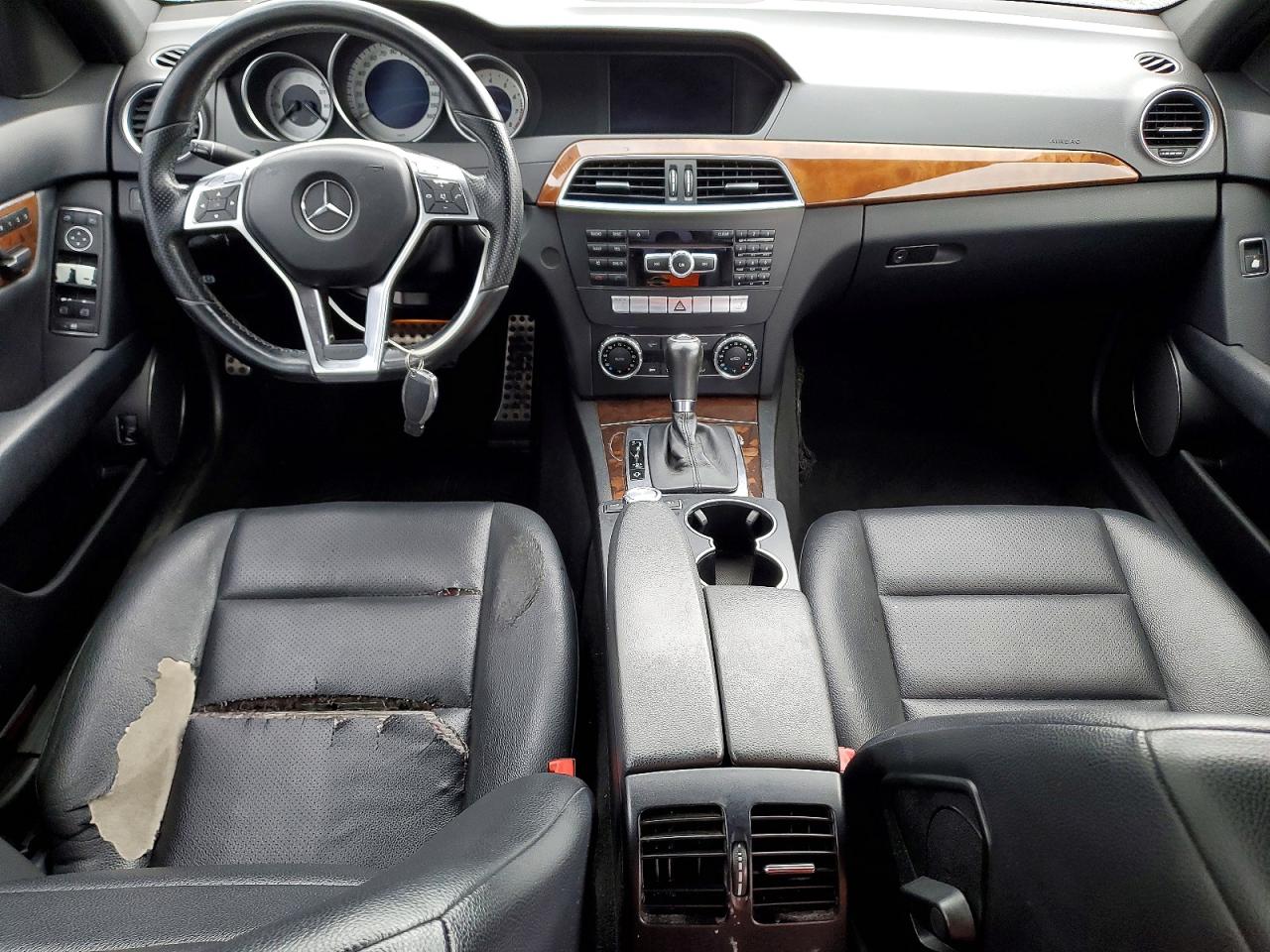 MERCEDES-BENZ C 2012 — 9
