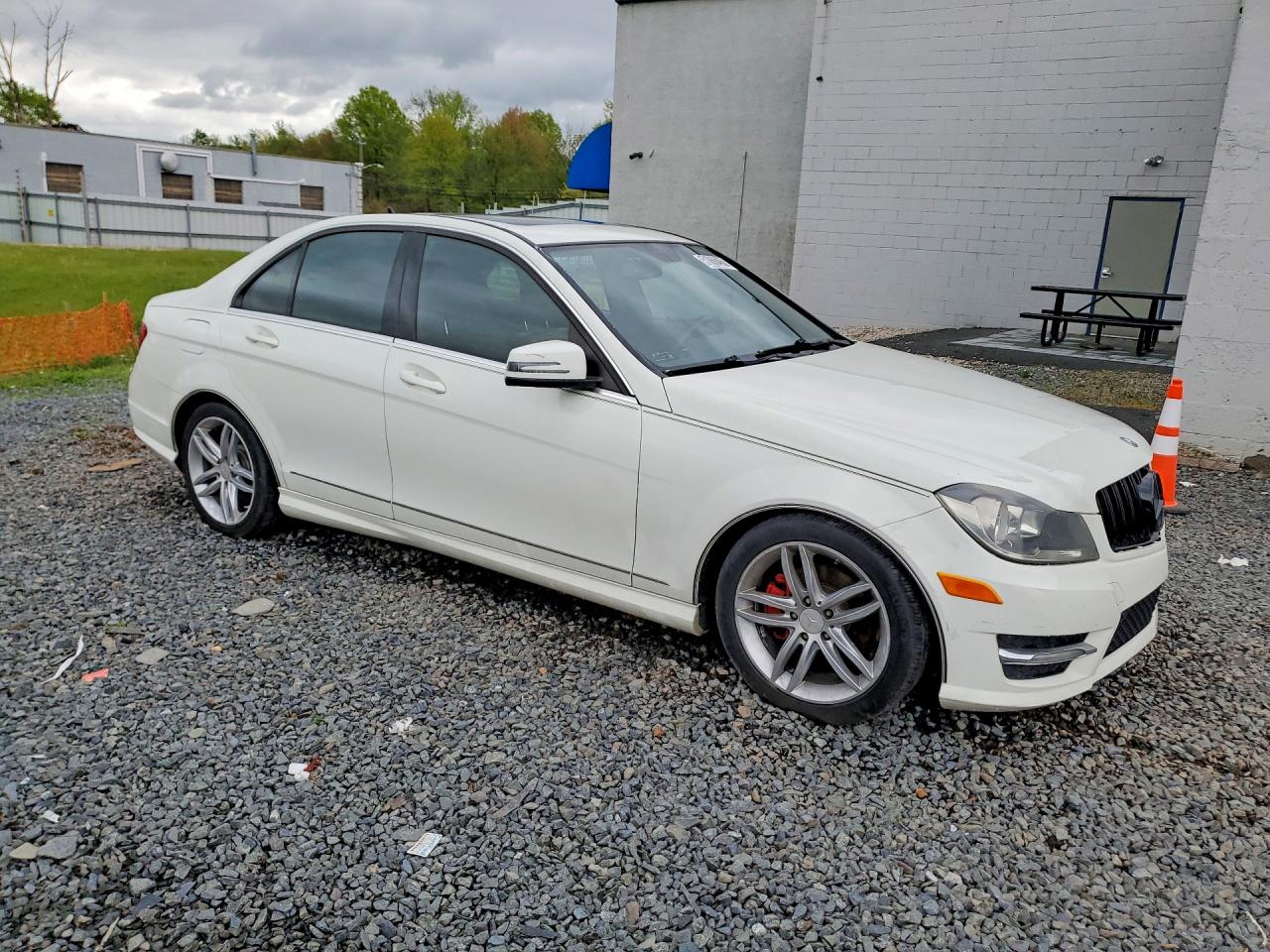 MERCEDES-BENZ C 2012 — 5