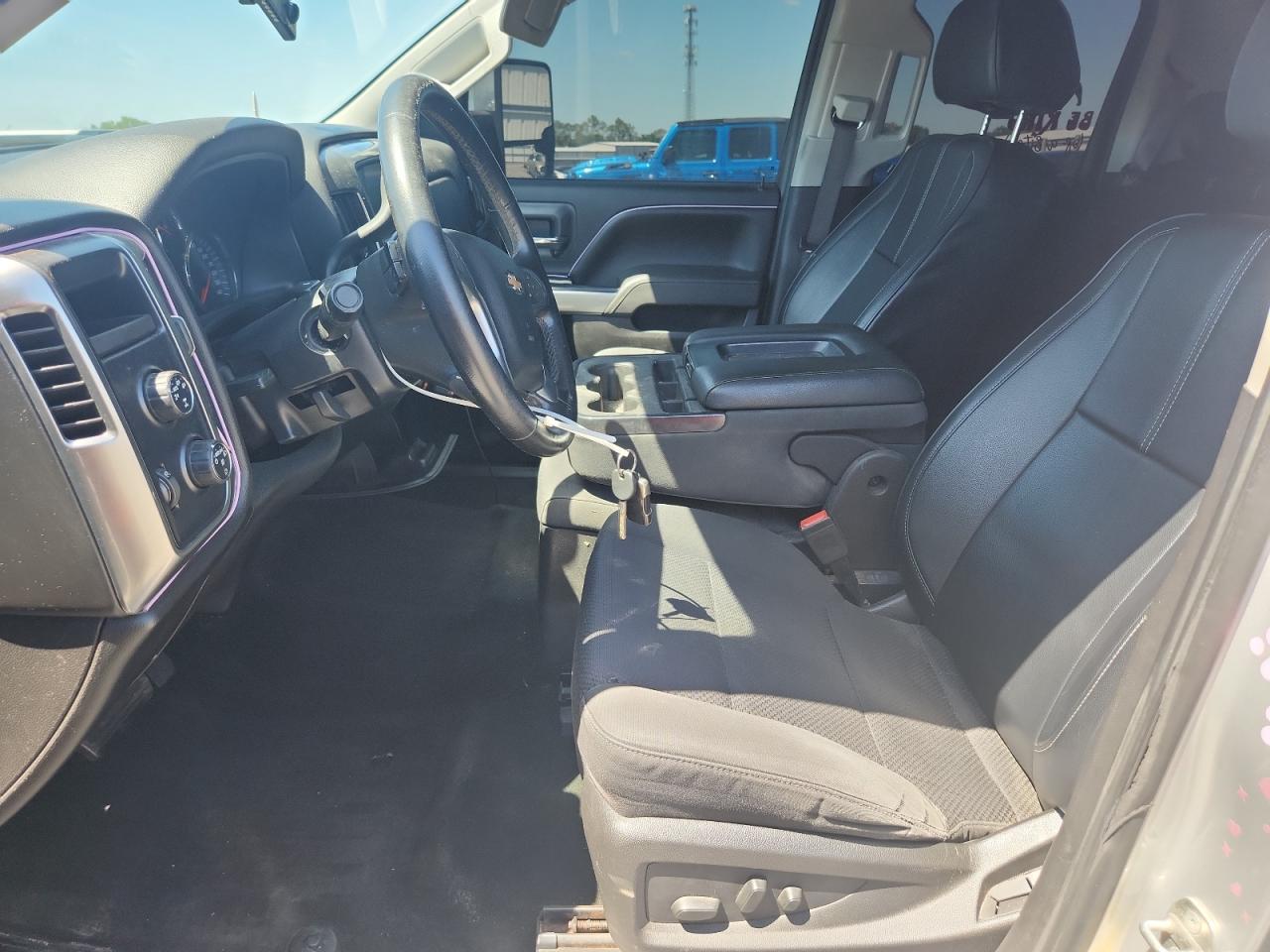 CHEVROLET SILVERADO 2016 — 8