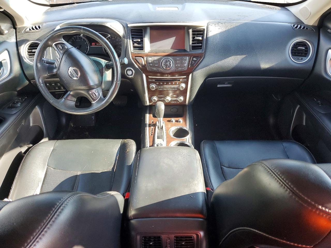 NISSAN PATHFINDER 2016 — 9