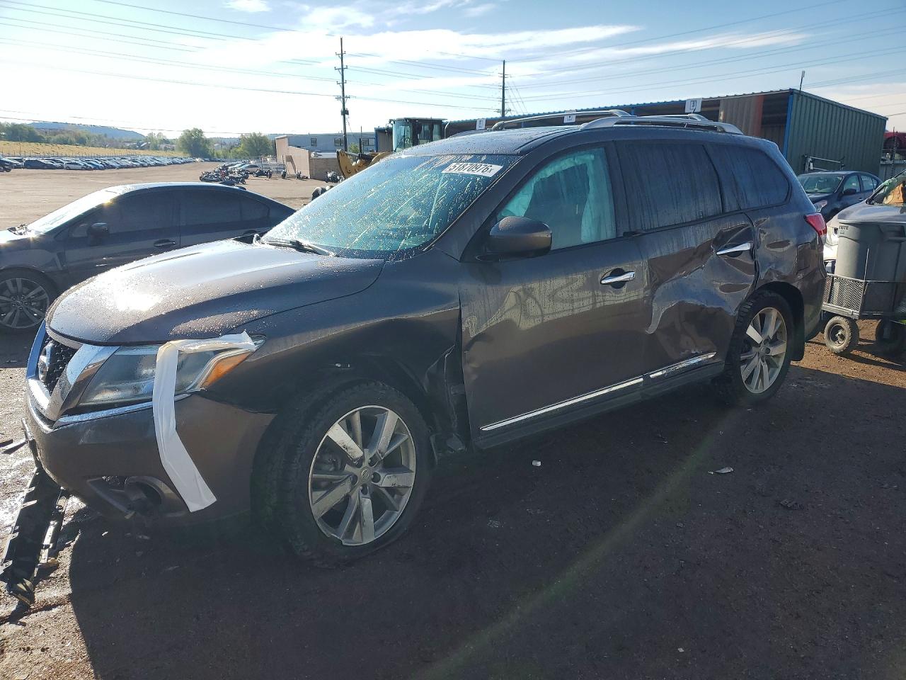 NISSAN PATHFINDER 2016 — 2