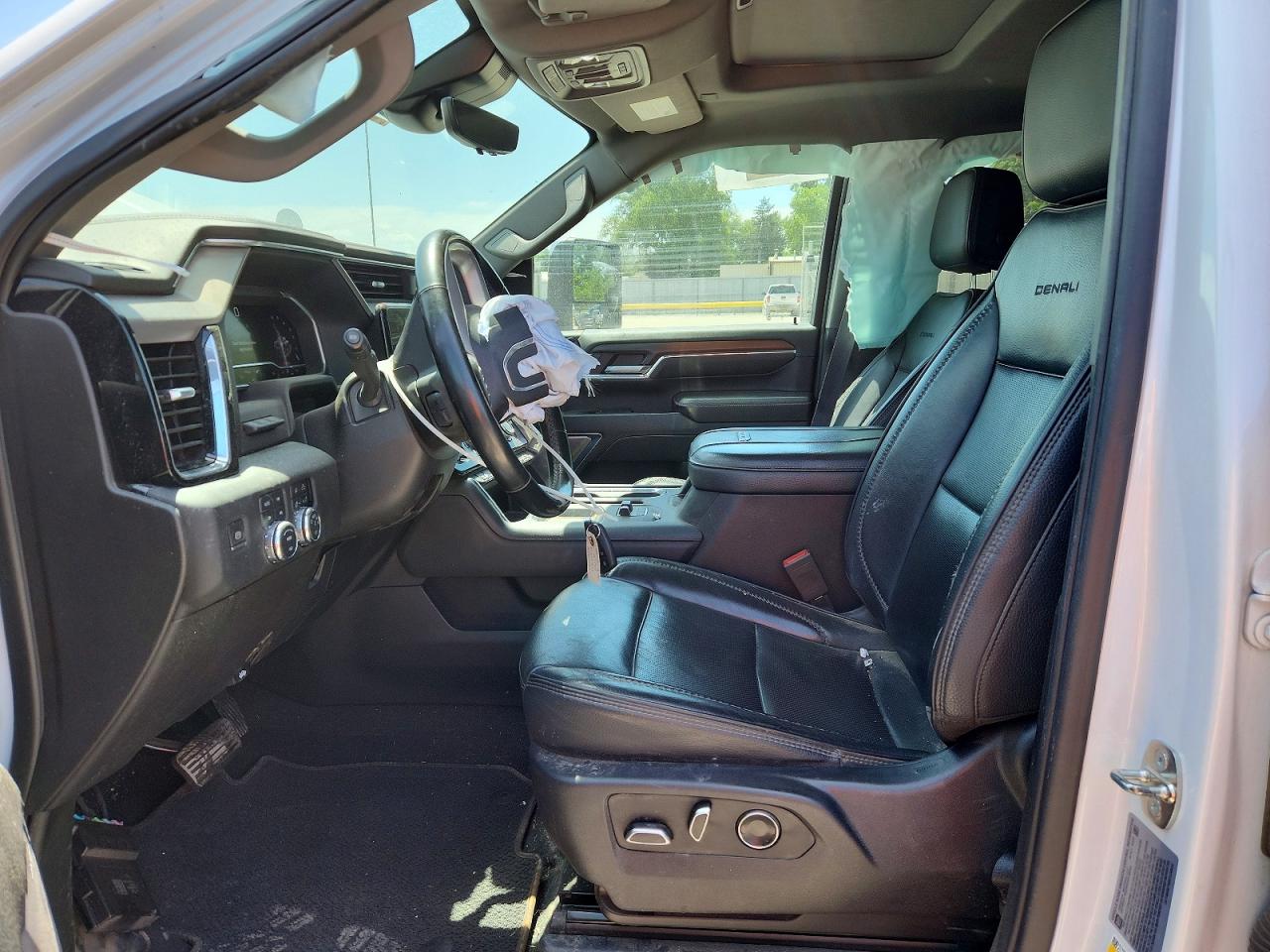GMC SIERRA 2024 — 8