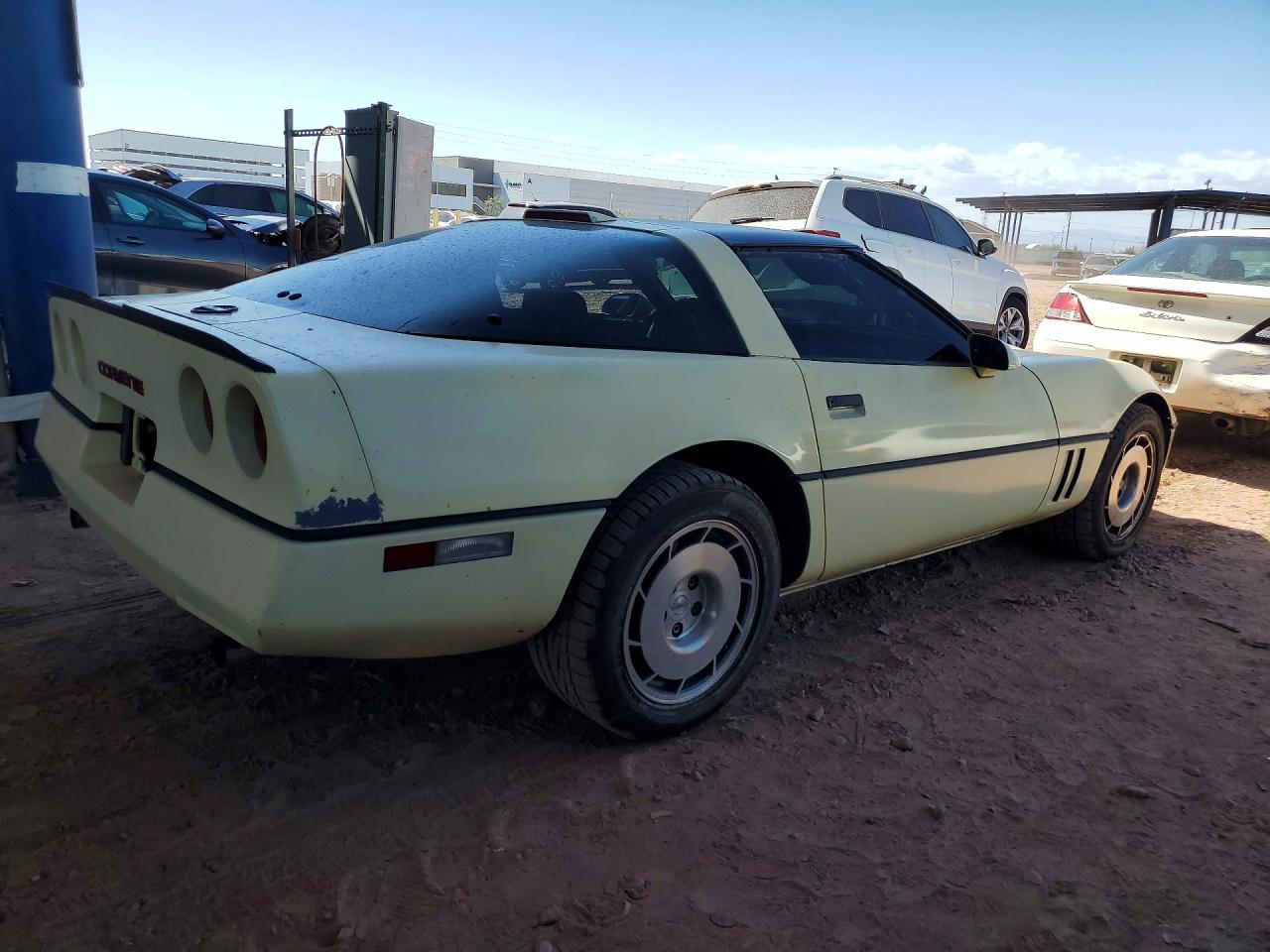CHEV CORVETTE 1986 — 4