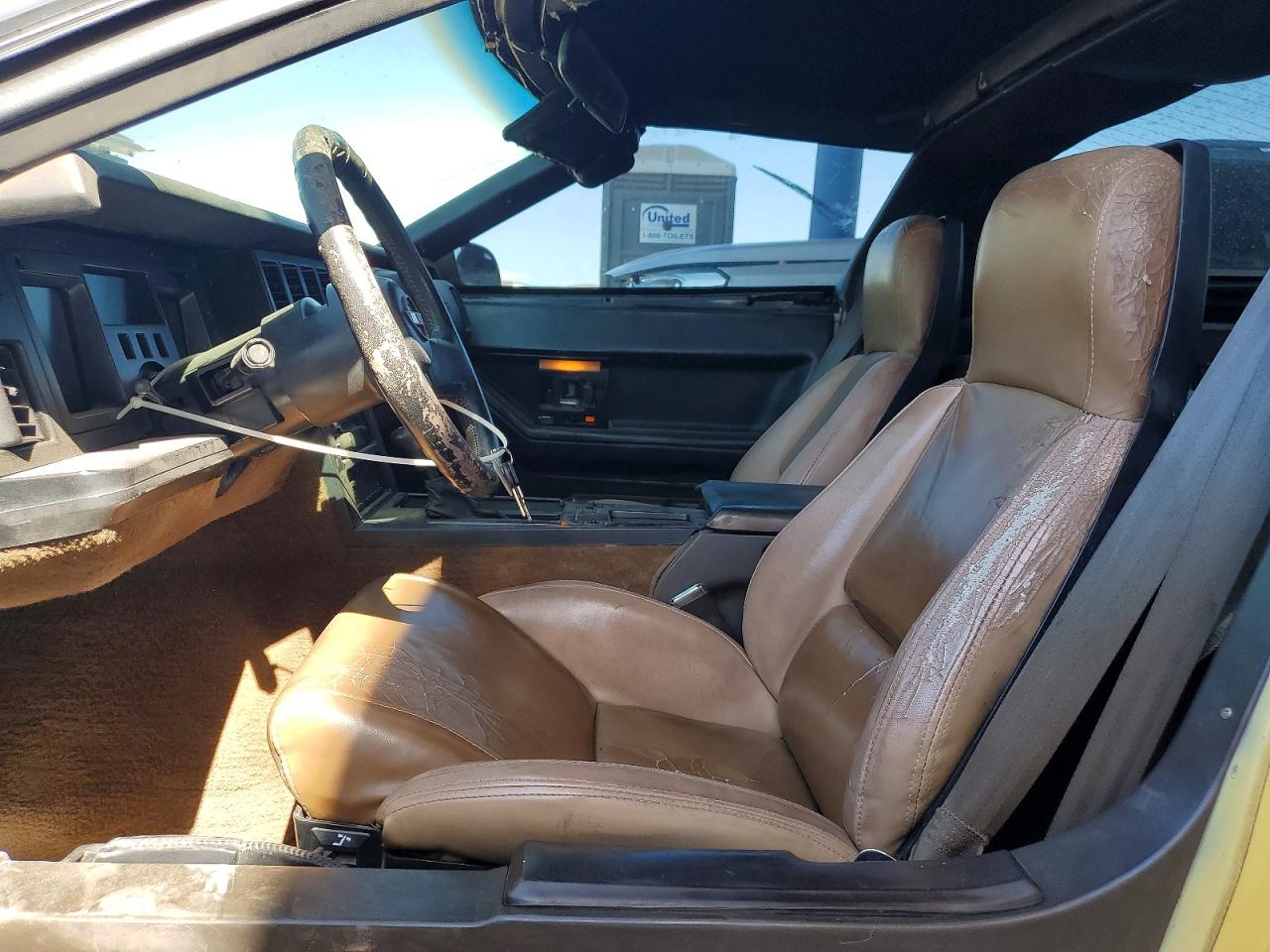 CHEV CORVETTE 1986 — 8