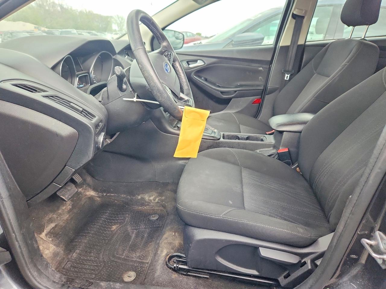 FORD FOCUS 2018 — 8