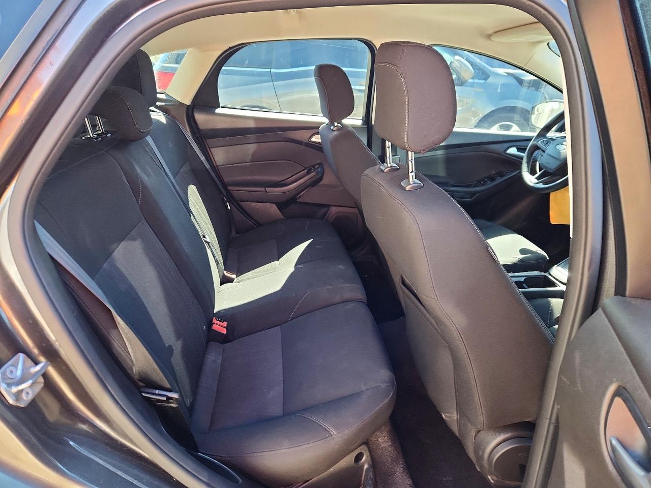 FORD FOCUS 2018 — 11