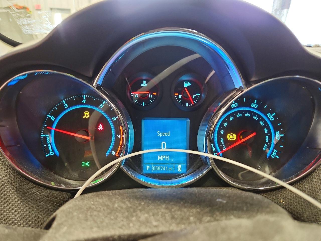 CHEVROLET CRUZE 2012 — 10