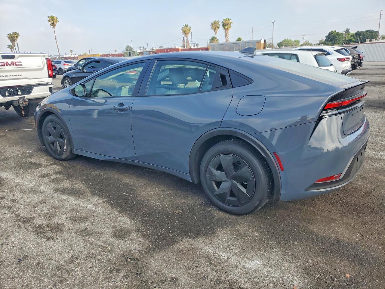 TOYOTA PRIUS 2024 — 3