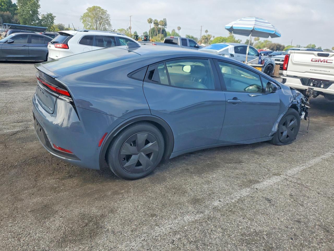 TOYOTA PRIUS 2024 — 4