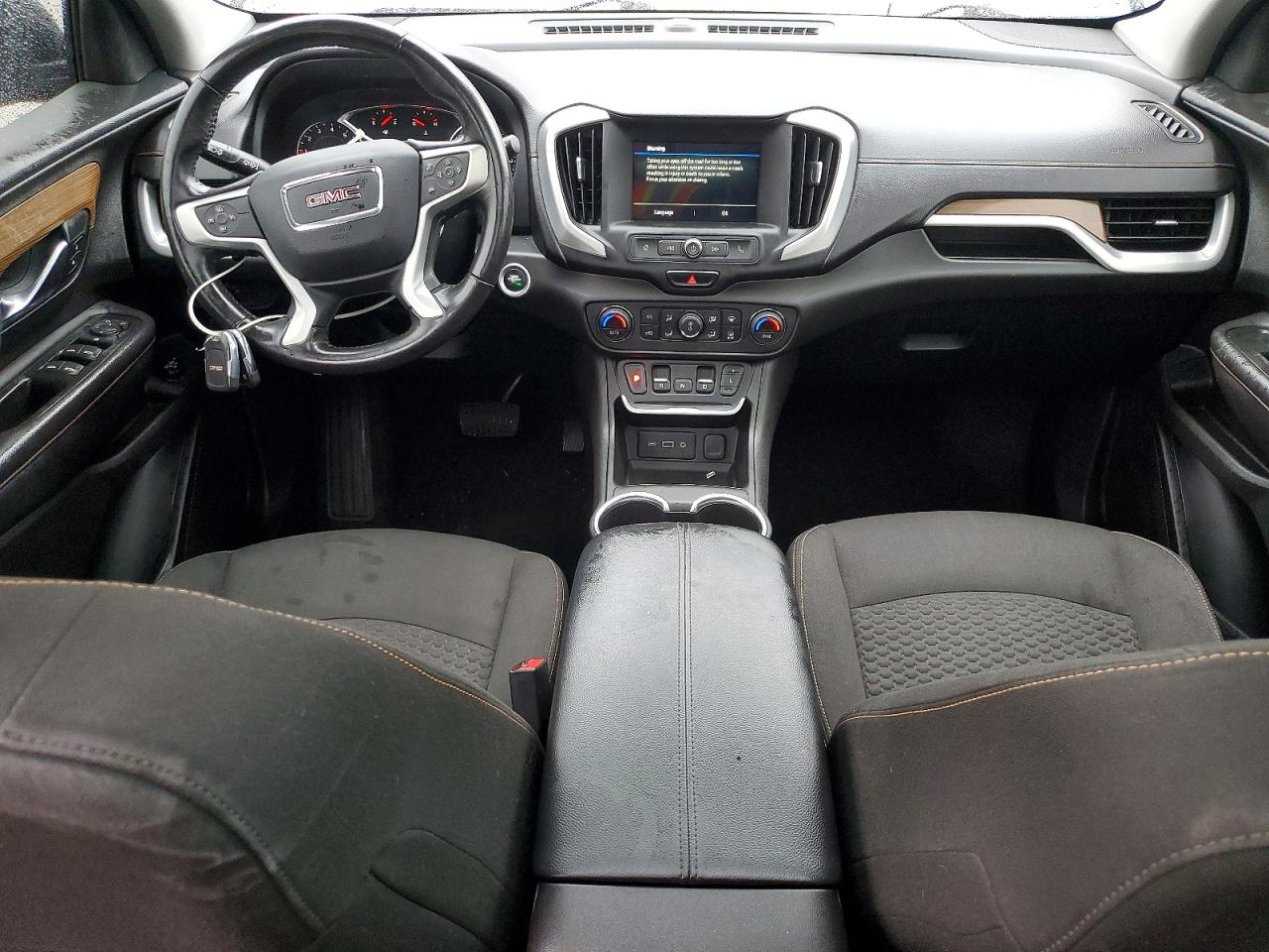 GMC TERRAIN 2019 — 9