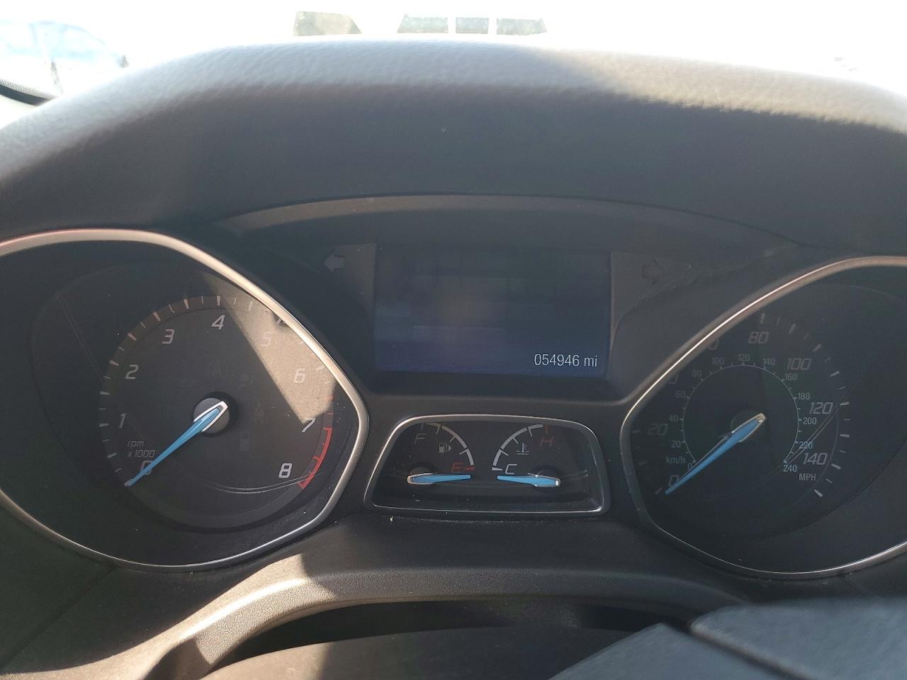 FORD FOCUS 2013 — 10