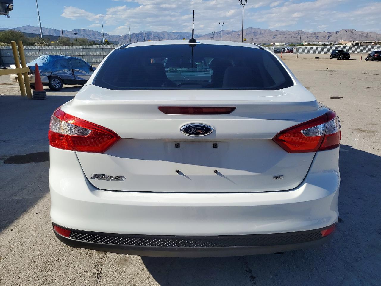 FORD FOCUS 2013 — 7