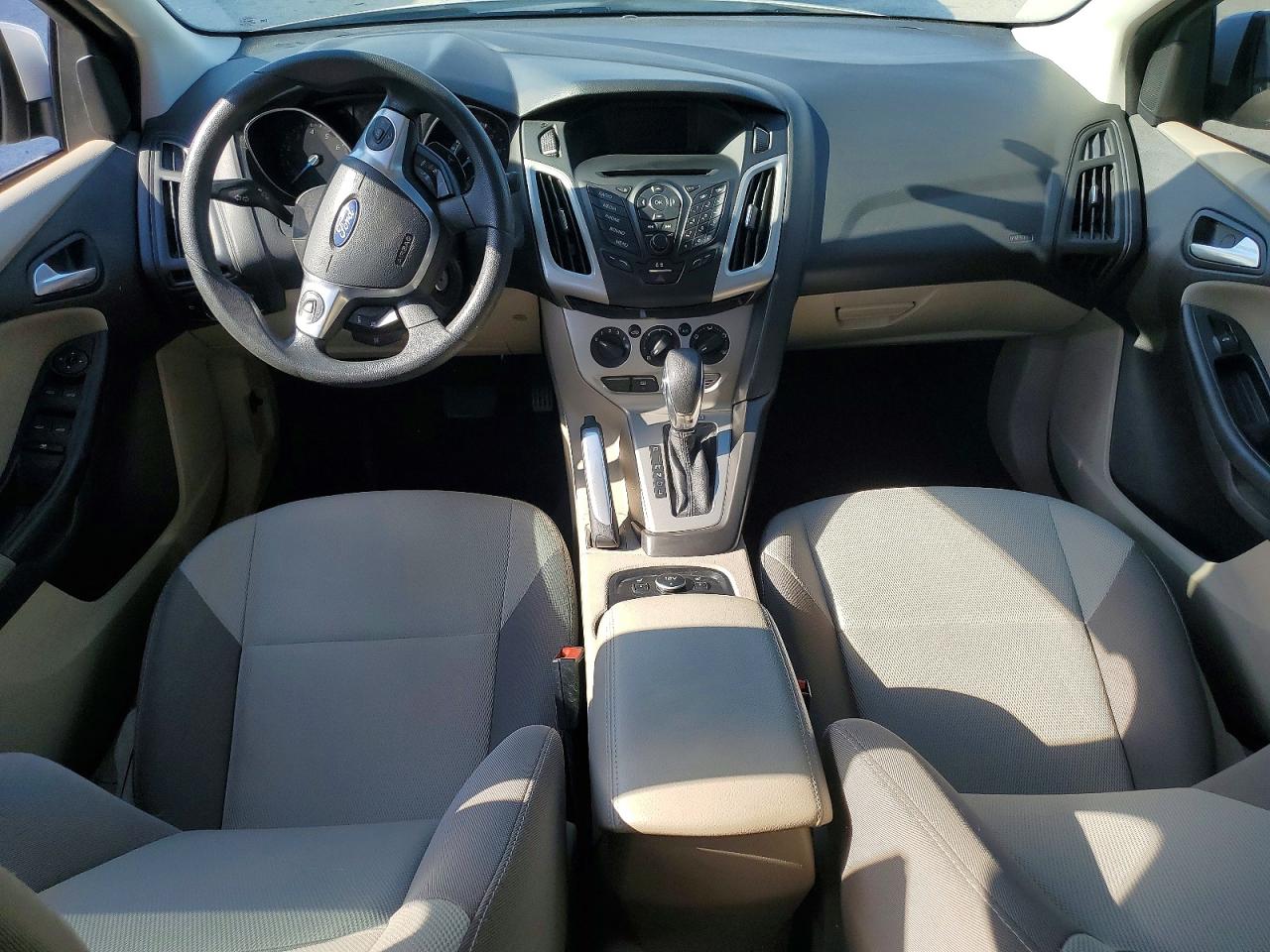 FORD FOCUS 2013 — 9