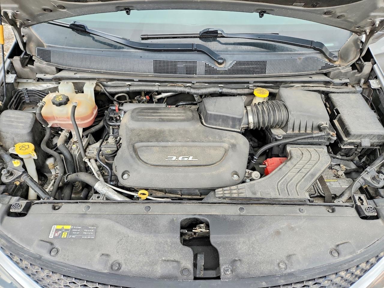 CHRYSLER PACIFICA 2017 — 13