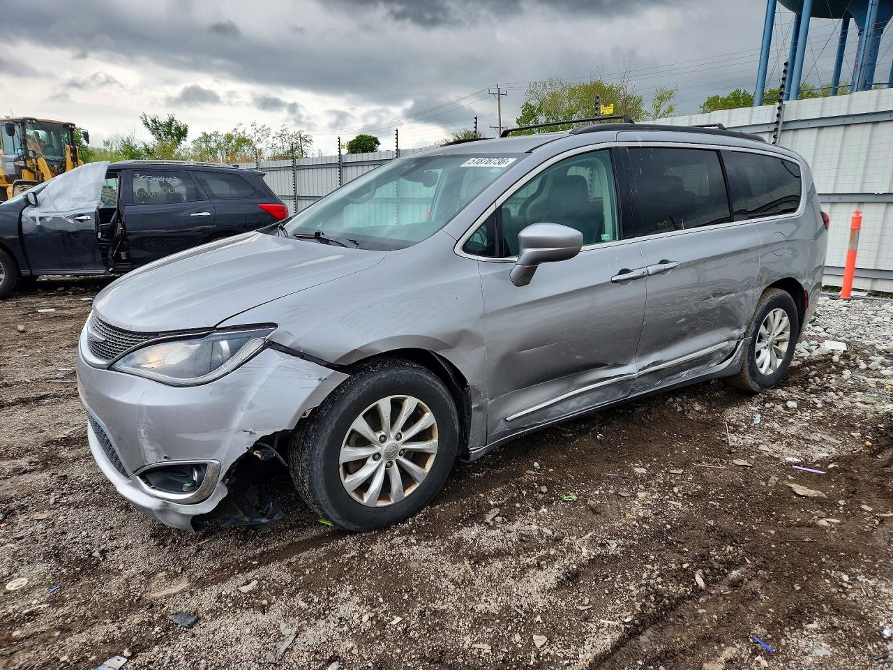CHRYSLER PACIFICA 2017 — 2