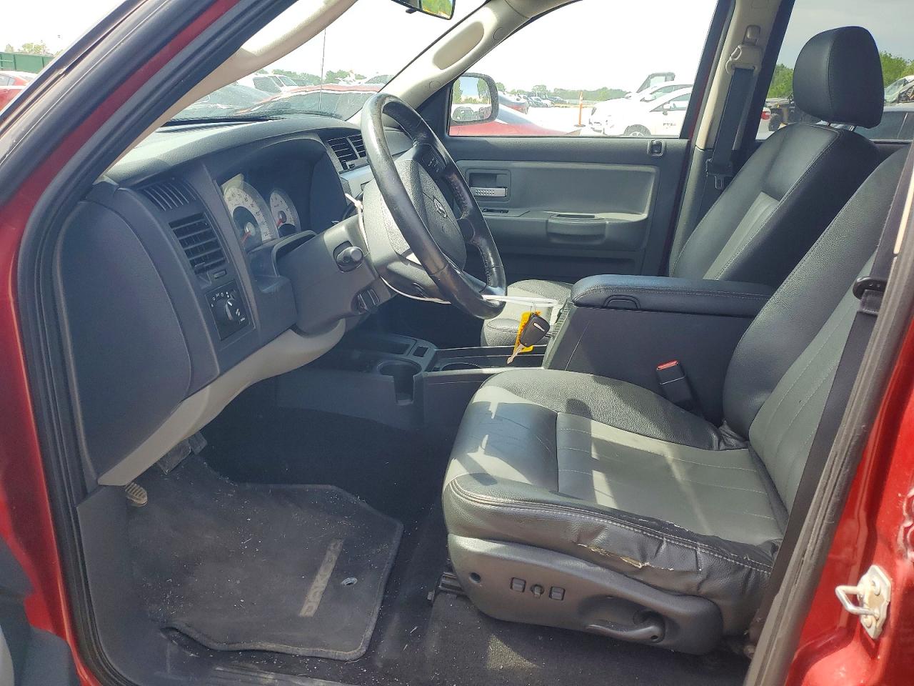 DODGE DAKOTA 2008 — 8