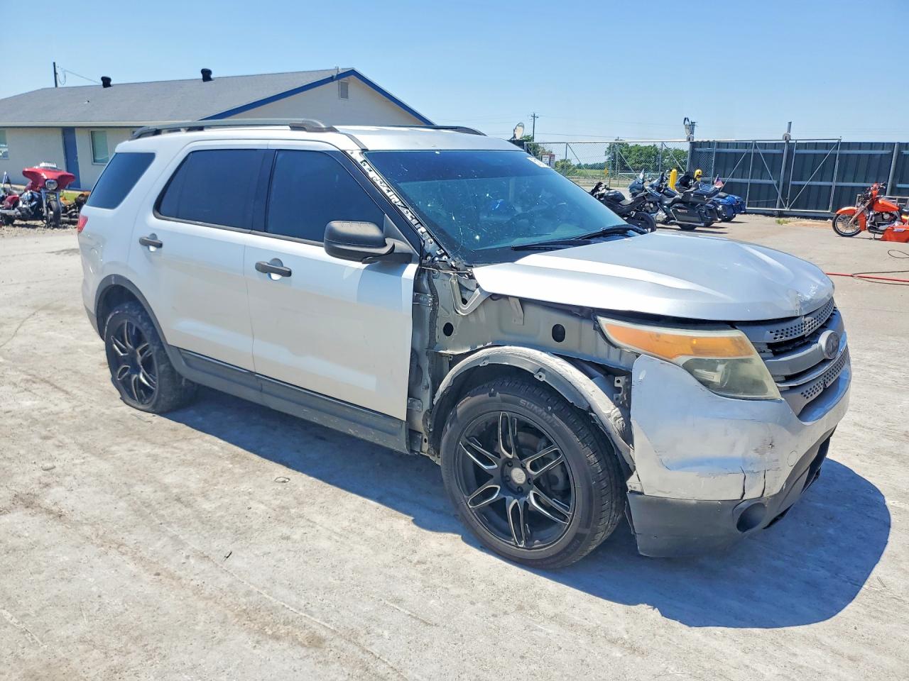 FORD EXPLORER 2012 — 5