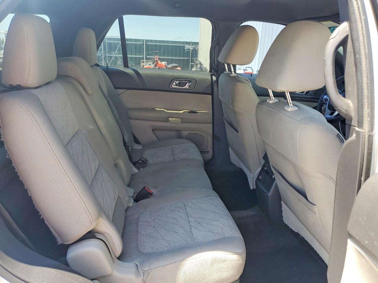 FORD EXPLORER 2012 — 12