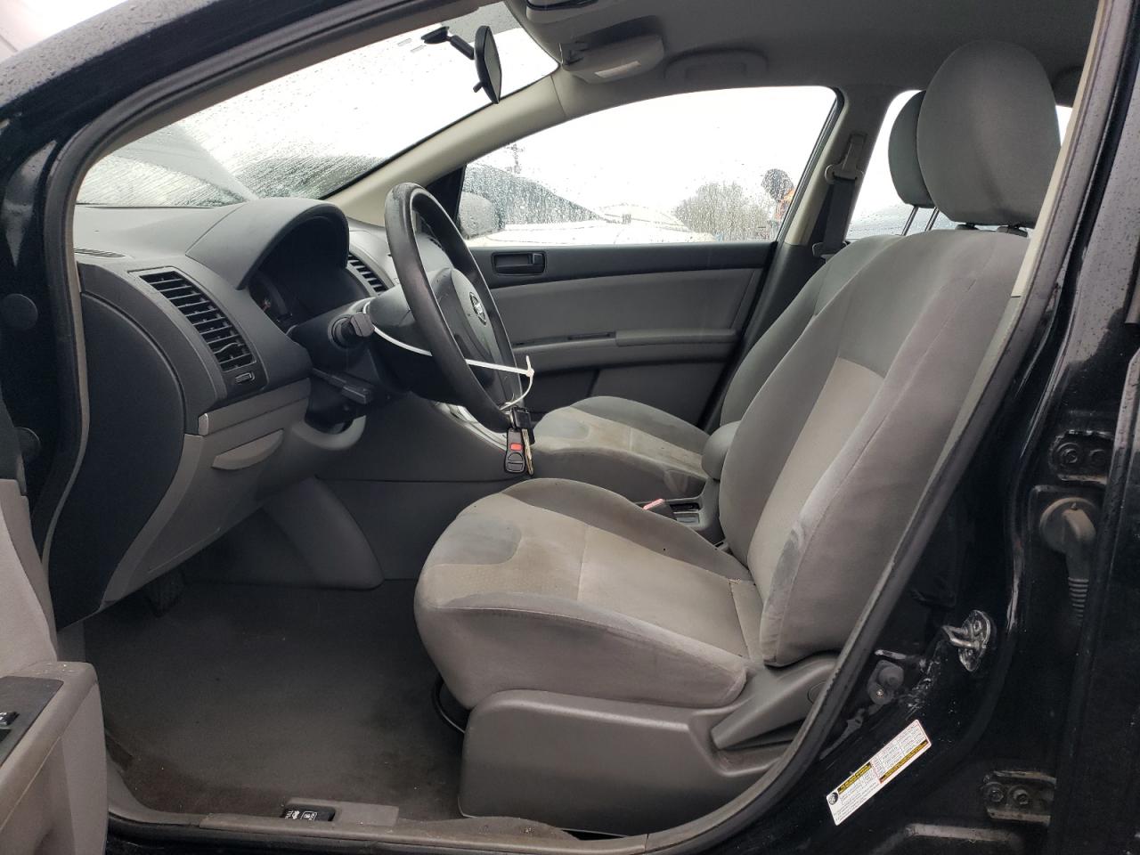 NISSAN SENTRA 2009 — 8
