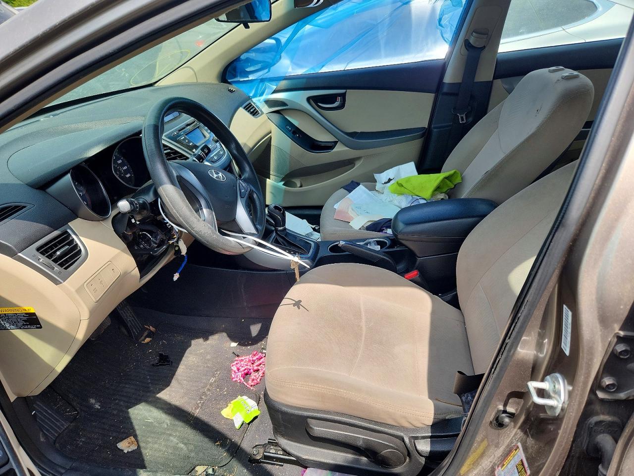 HYUNDAI ELANTRA 2014 — 8