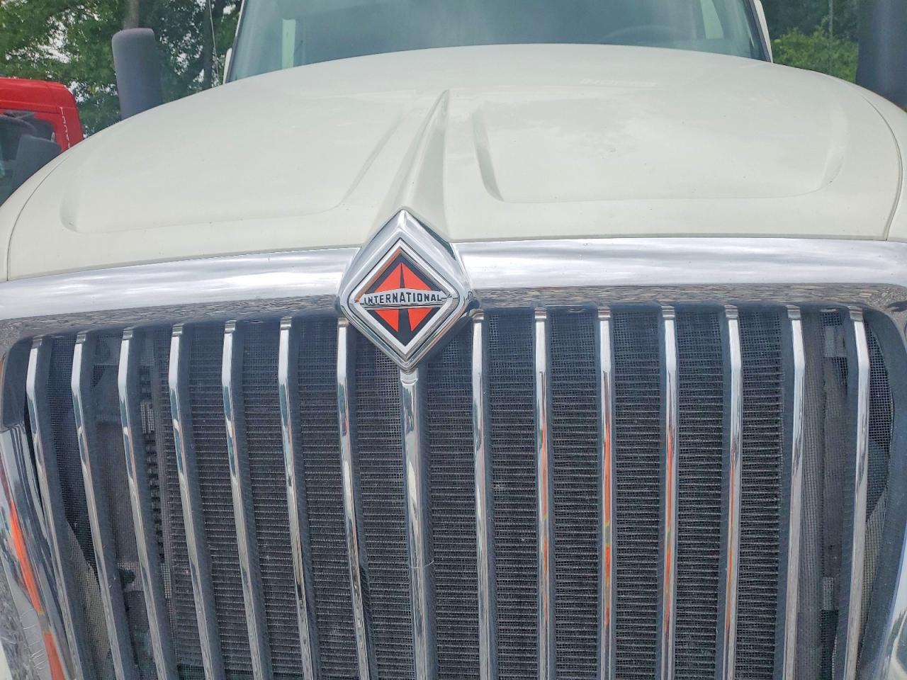 INTERNATIONAL LT625 2020 — 8