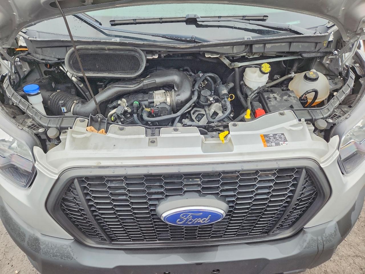 FORD TRANSIT 2023 — 13