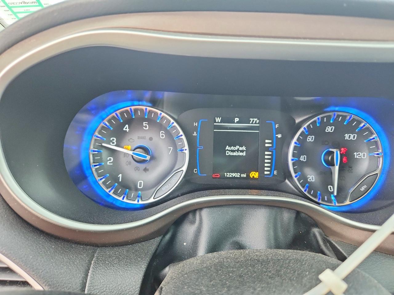 CHRYSLER VOYAGER 2022 — 10