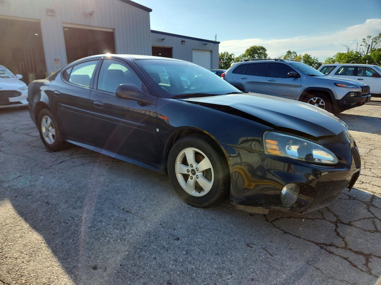 PONTIAC GRAND PRIX 2006 — 5