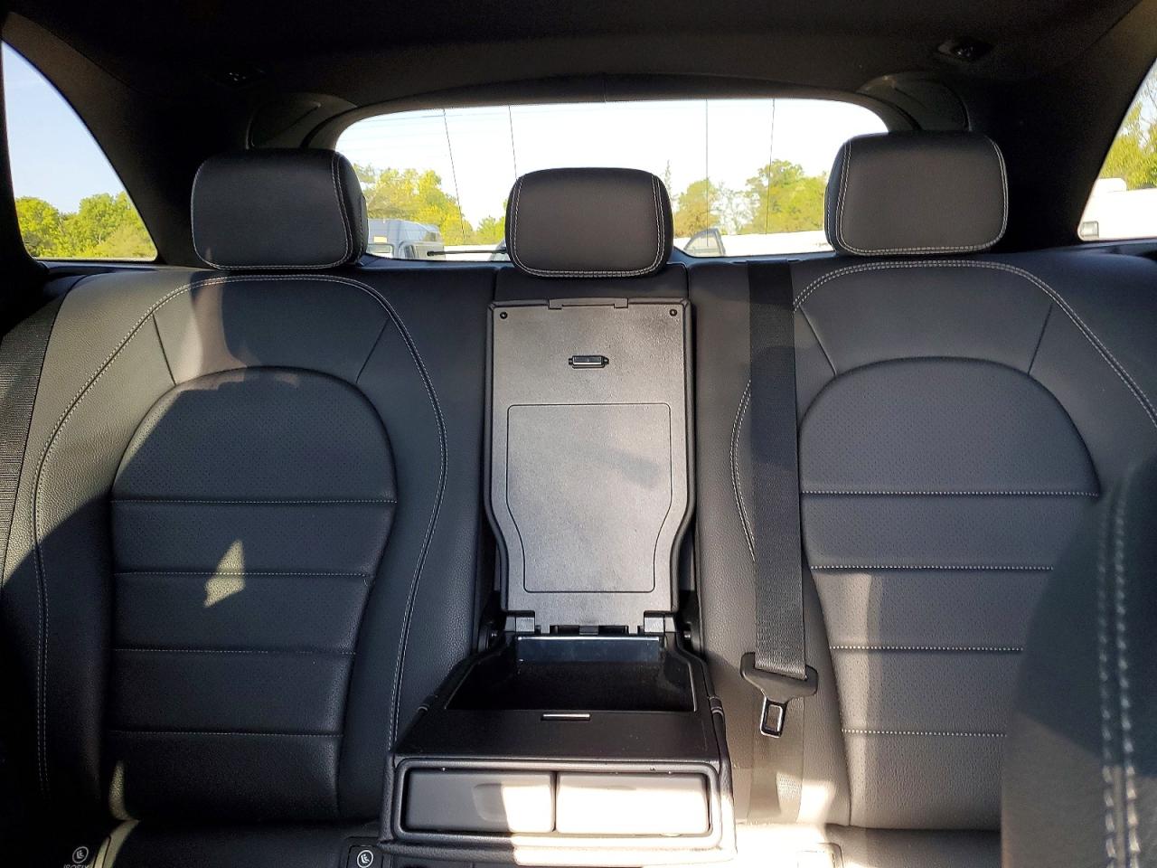 MERCEDES-BENZ GLC 2019 — 11