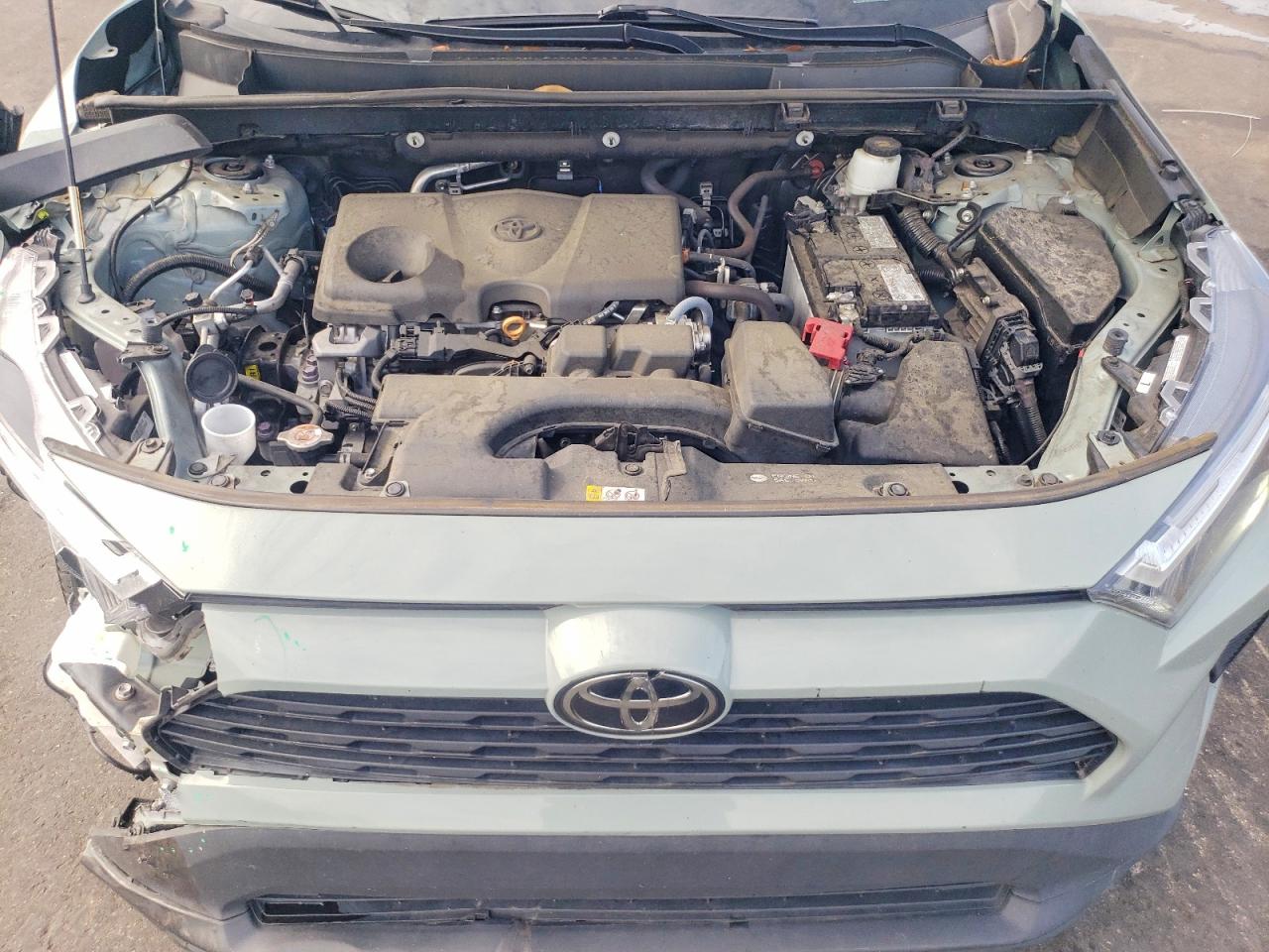 TOYOTA RAV4 2022 — 13