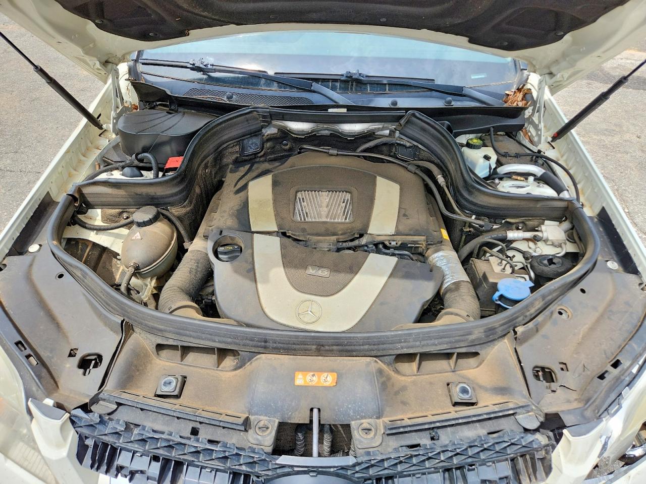 MERCEDES-BENZ GLK 2011 — 13