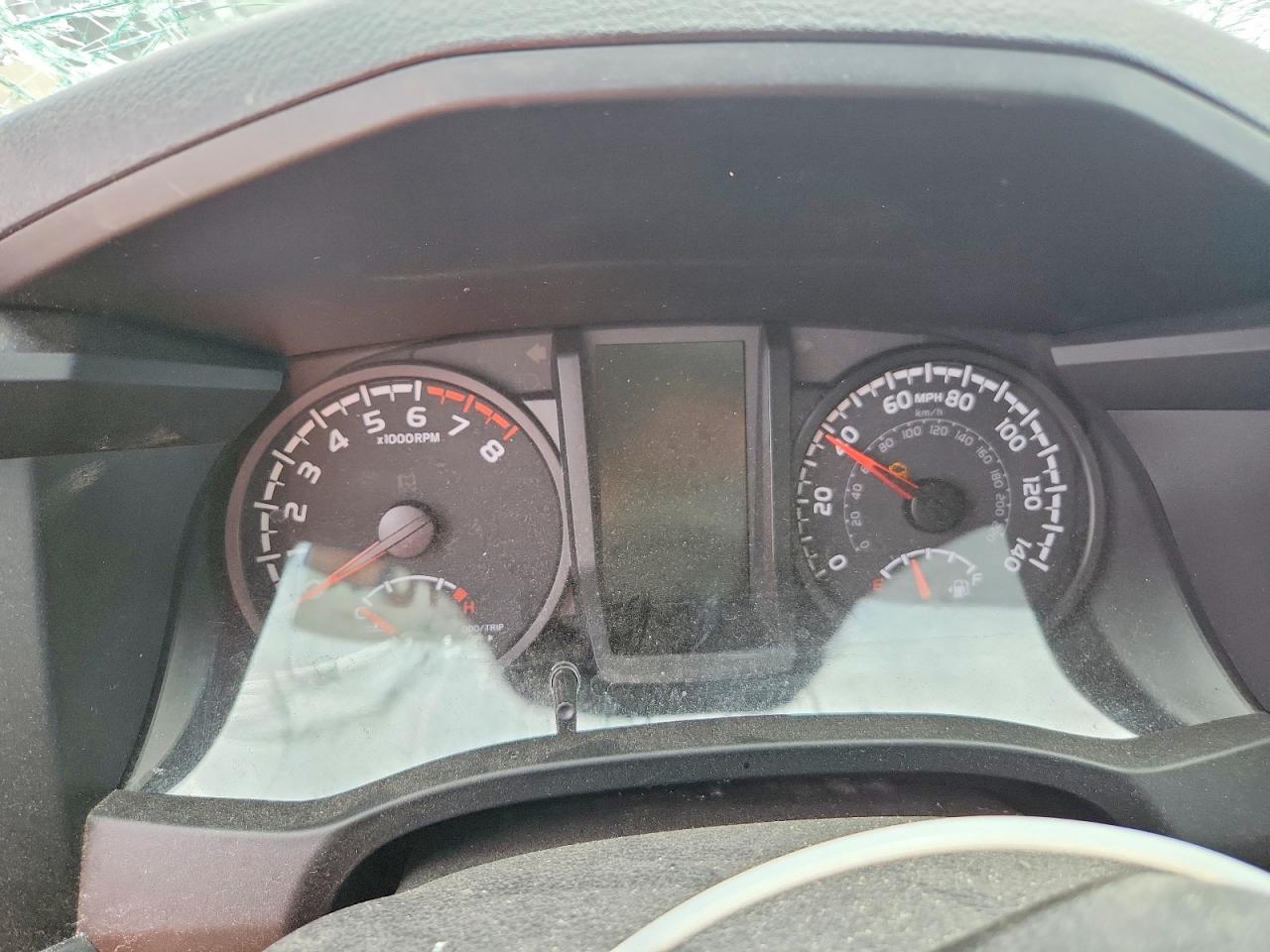 TOYOTA TACOMA 2021 — 10