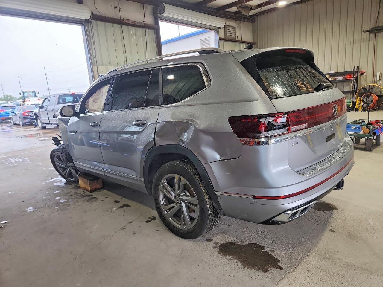 VOLKSWAGEN ATLAS 2024 — 3