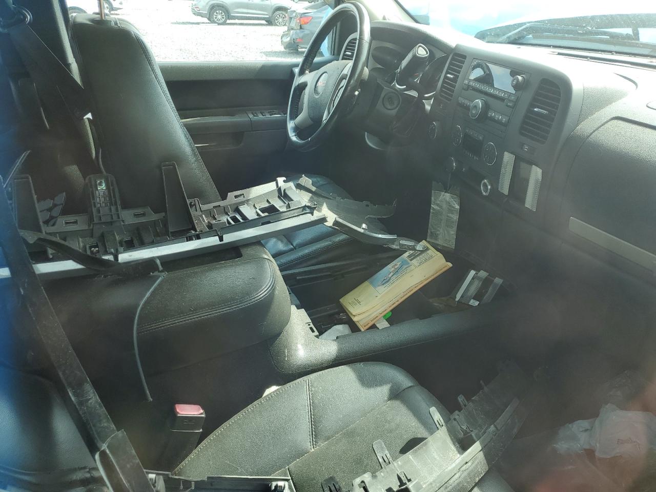 GMC SIERRA 2011 — 10