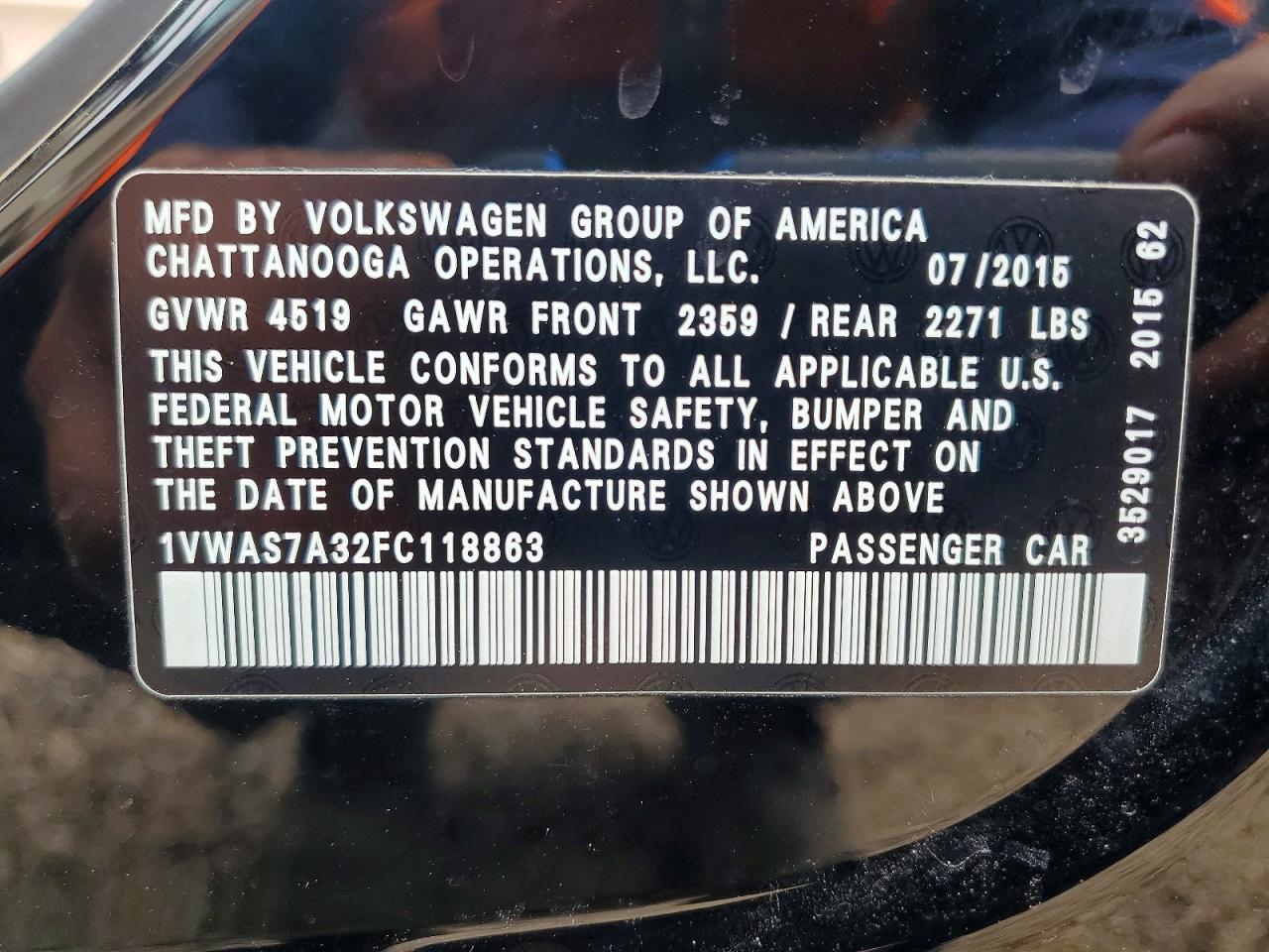 VOLKSWAGEN PASSAT 2015 — 13