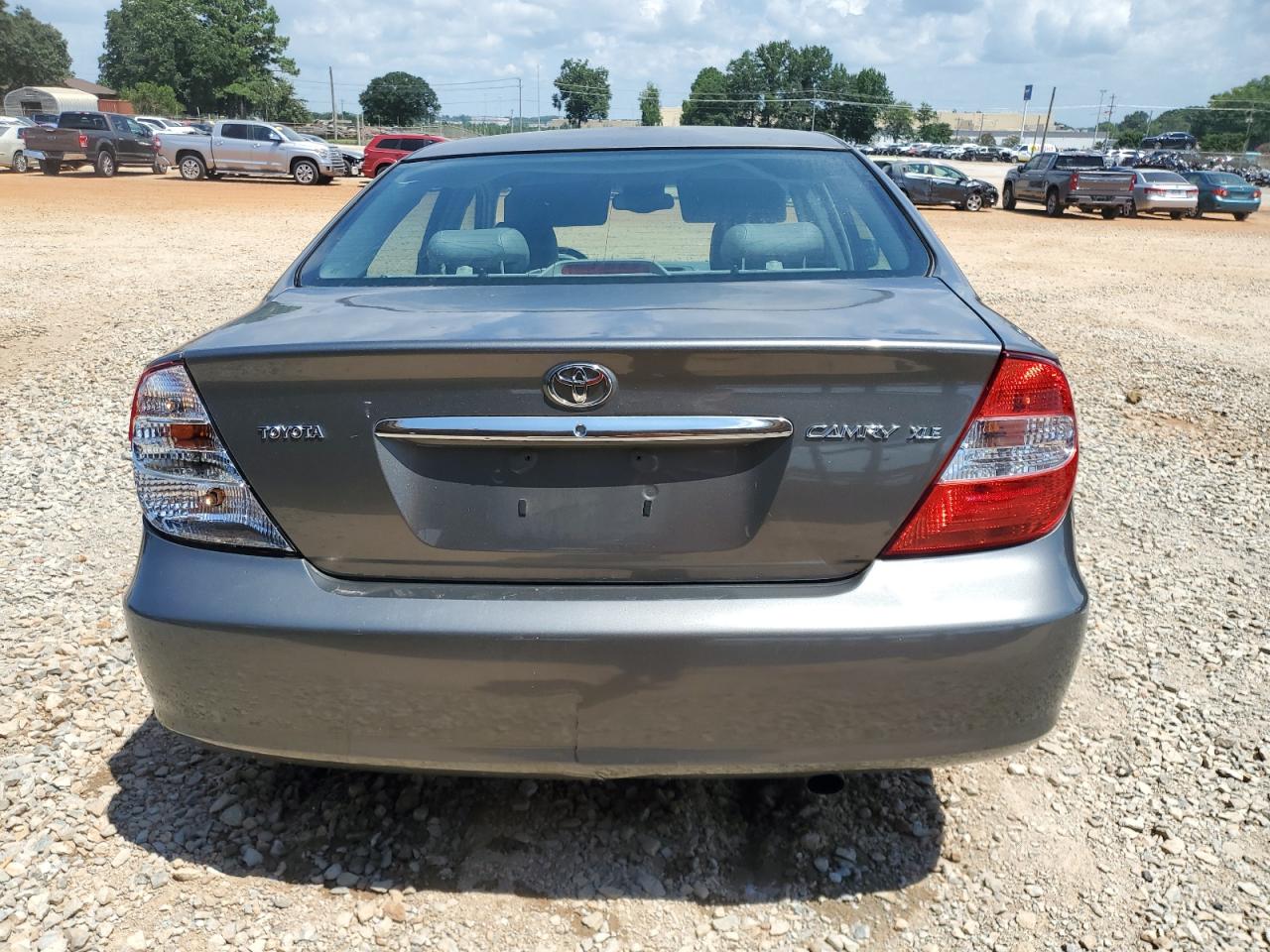 TOYOTA CAMRY 2002 — 7