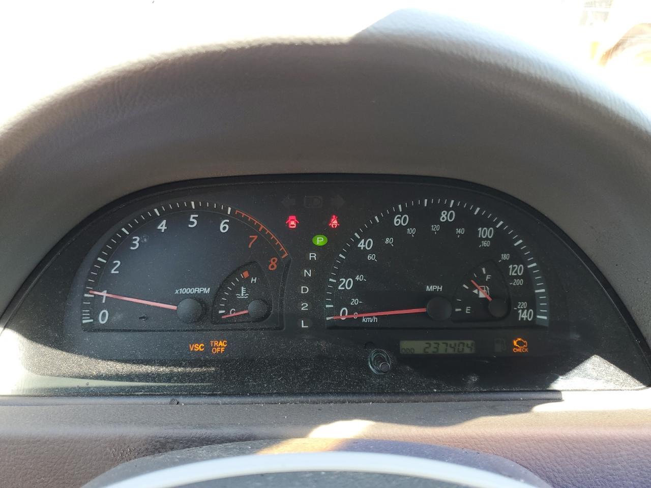 TOYOTA CAMRY 2002 — 10