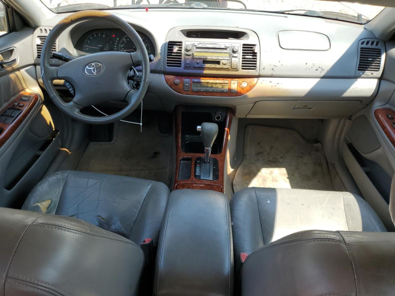 TOYOTA CAMRY 2002 — 9