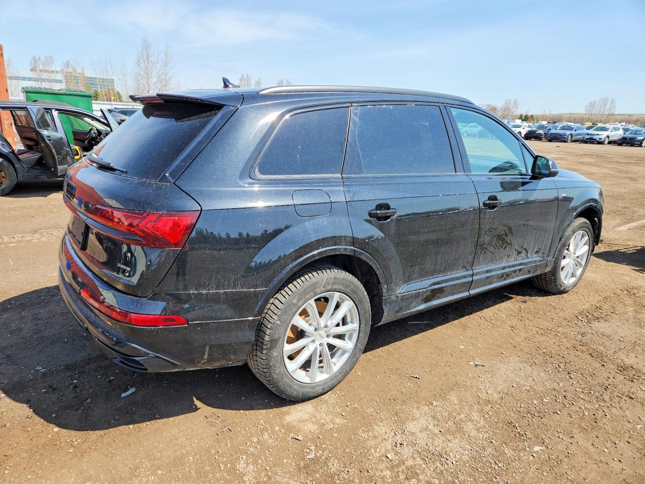 AUDI Q7 2023 — 4