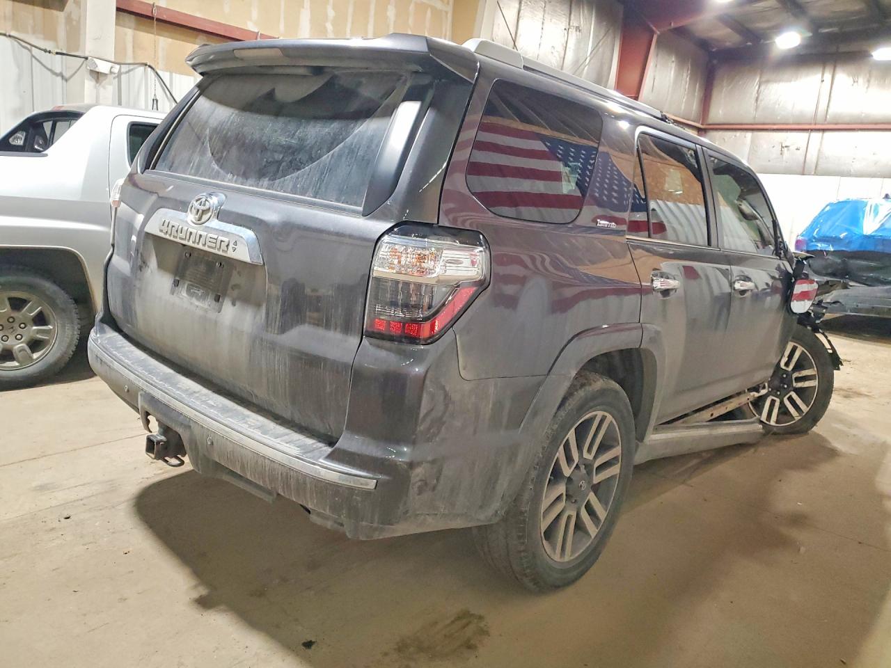 TOYOTA 4RUNNER 2017 — 4