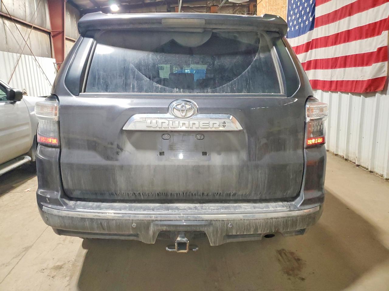 TOYOTA 4RUNNER 2017 — 7
