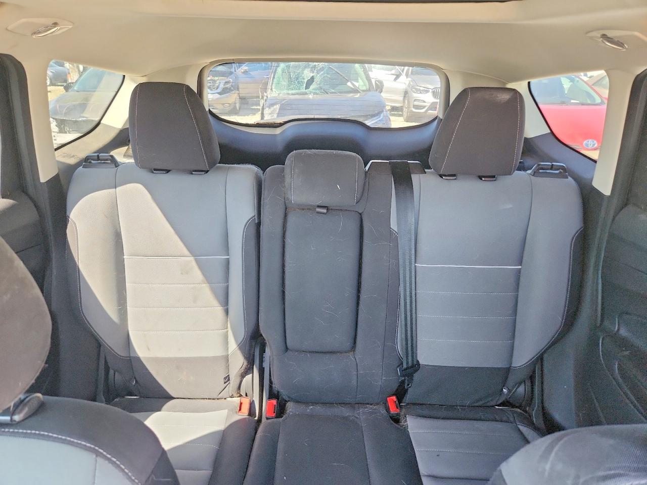 FORD ESCAPE 2015 — 11
