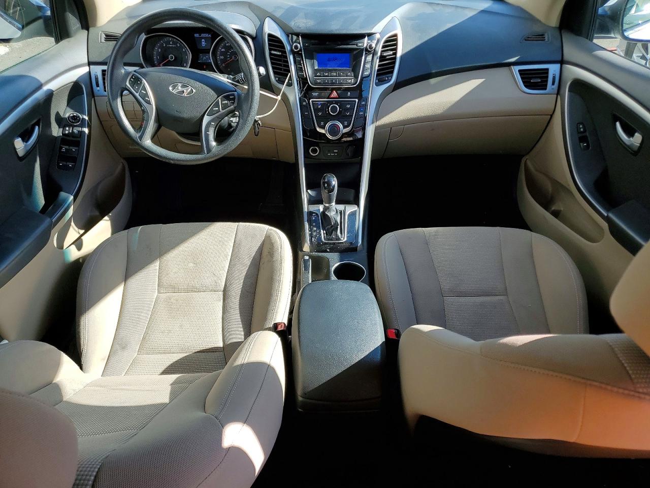 HYUNDAI ELANTRA GT 2017 — 9