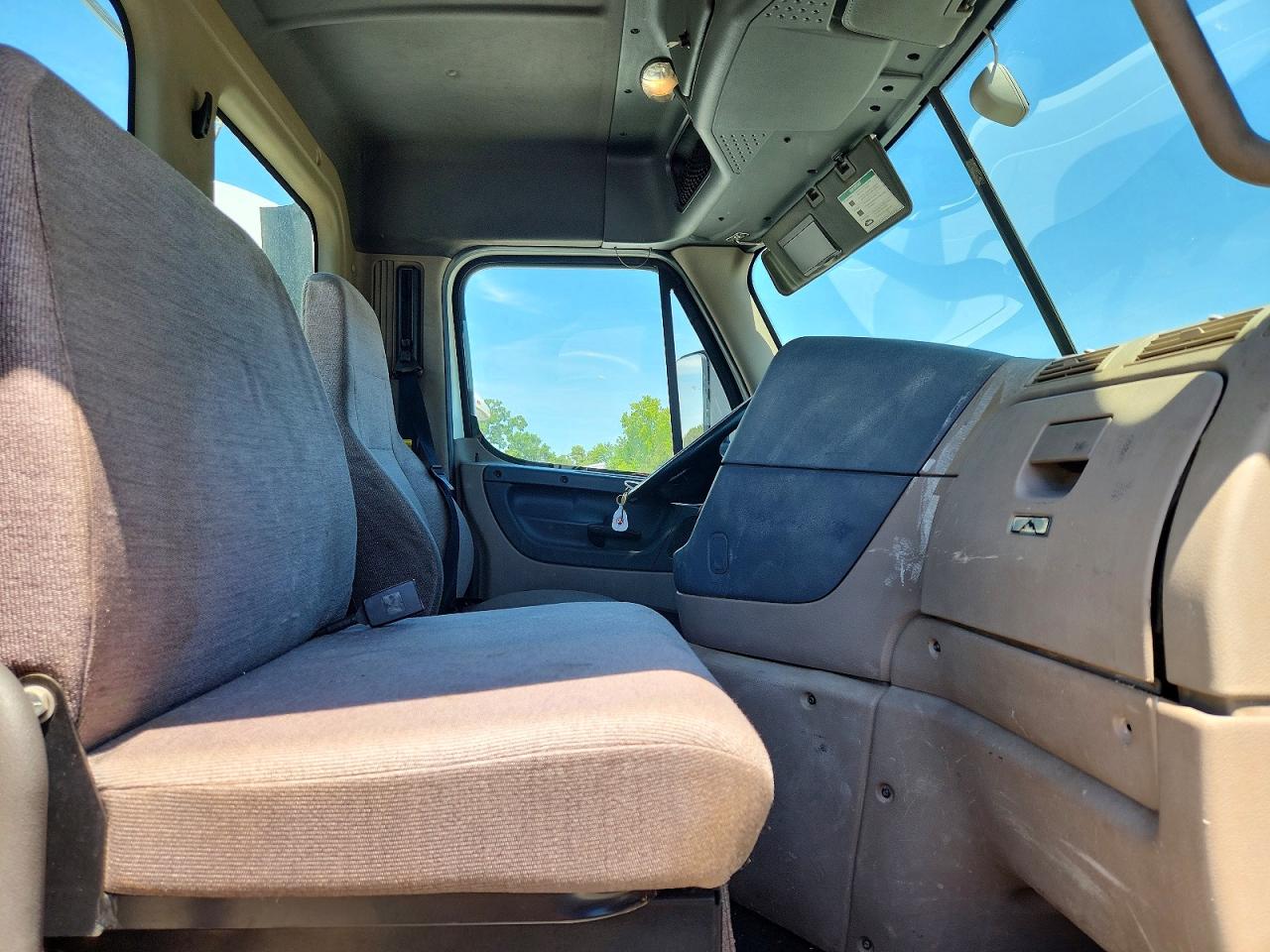 FREIGHTLINER CASCADIA 2014 — 6